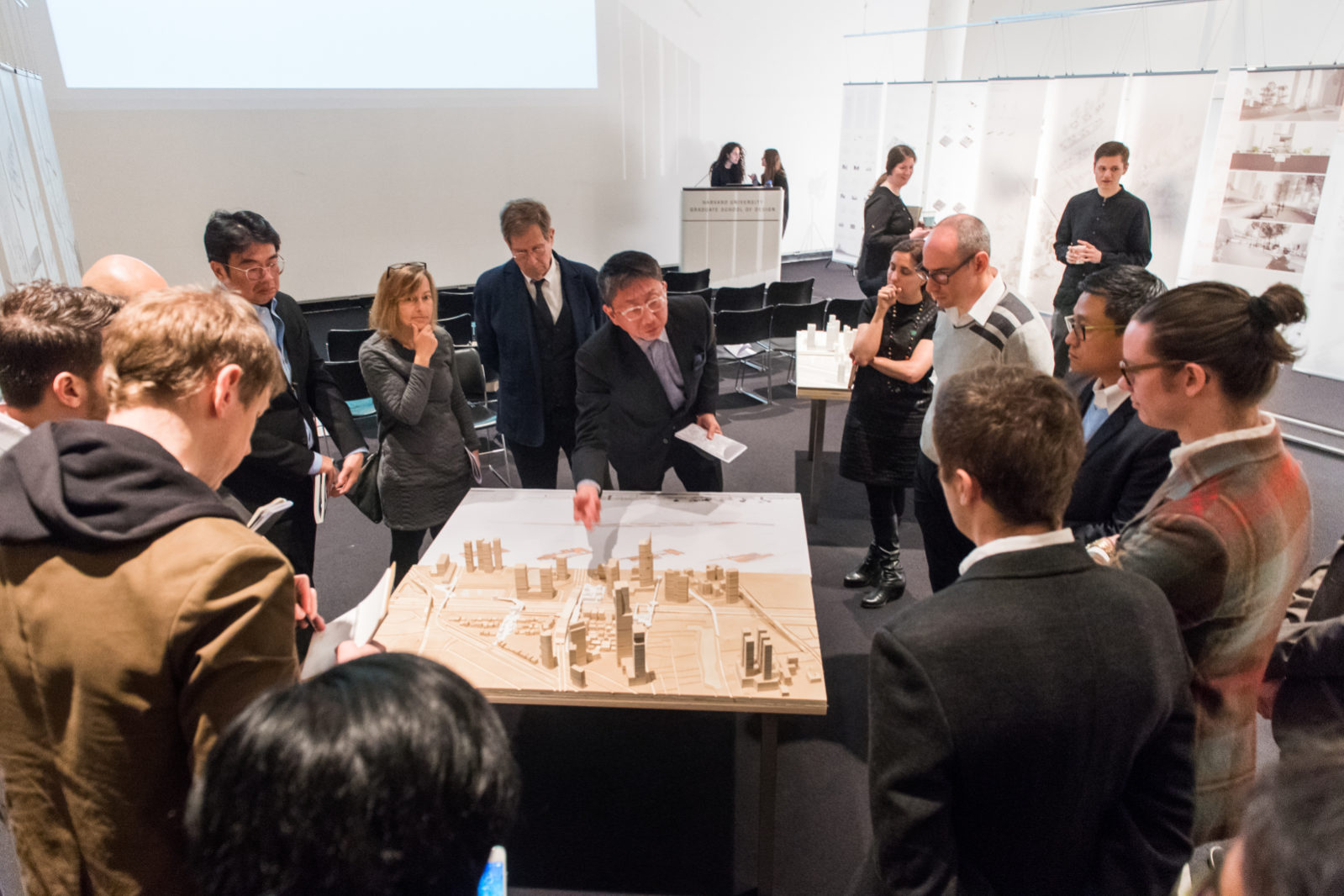 Sean Chiao MAUD ’88, president of AECOM Asia Pacific, during Spring 2016 option studio review for Jakarta: Models of Collective Space for the Extended Metropolis.