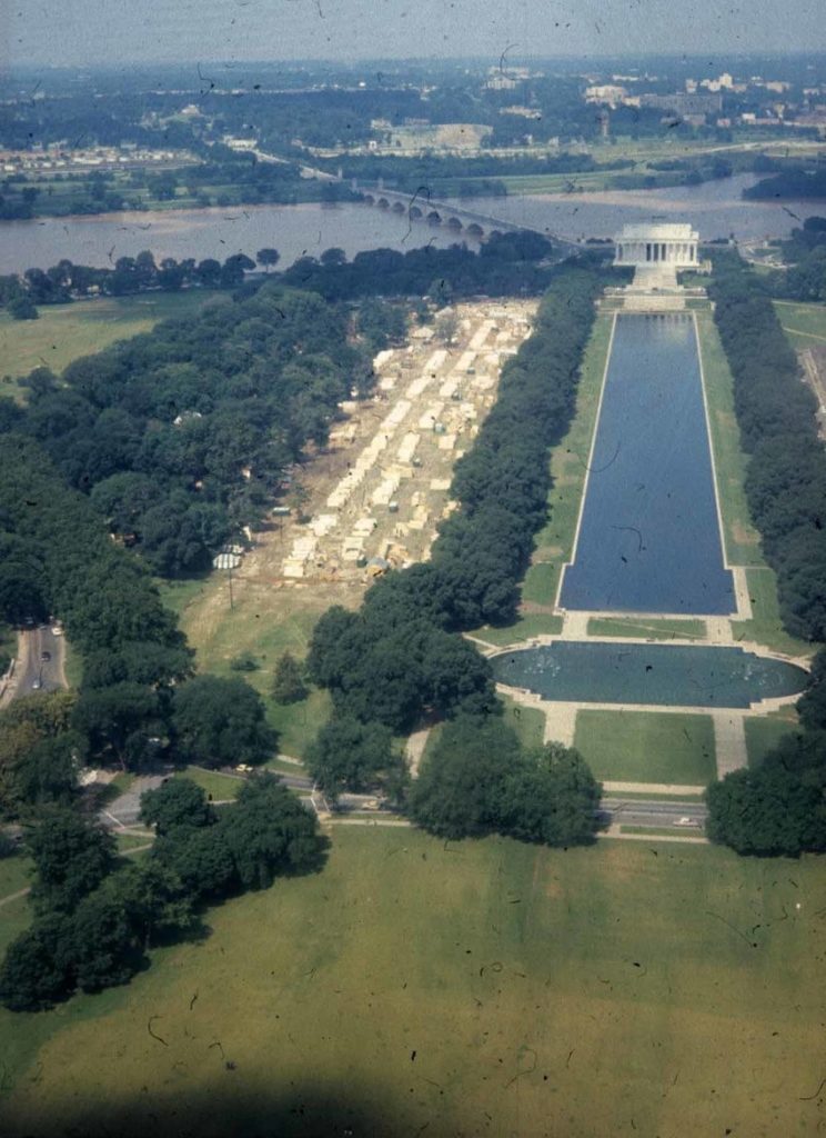 An aerial view of the Lincoln Memorial and nearby construction in Washington D.C.